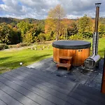 Wood * Roznow
